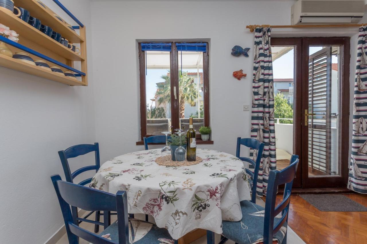 흐바르 So Hvar So Good! Spacious With Terrace 아파트 외부 사진