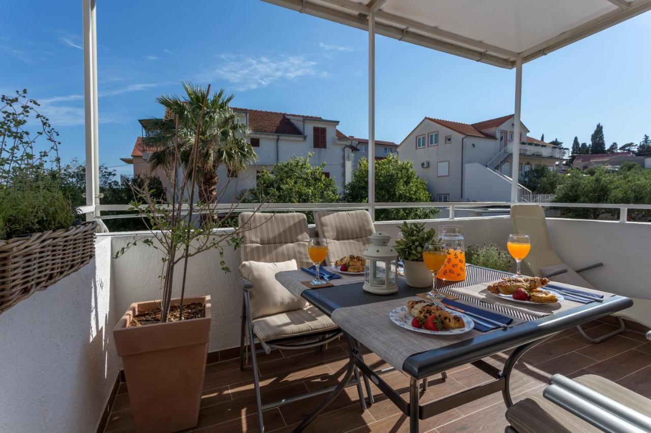 흐바르 So Hvar So Good! Spacious With Terrace 아파트 외부 사진